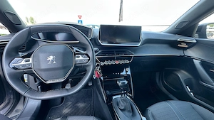 Peugeot 2008 Allure 2023 - imagine 5