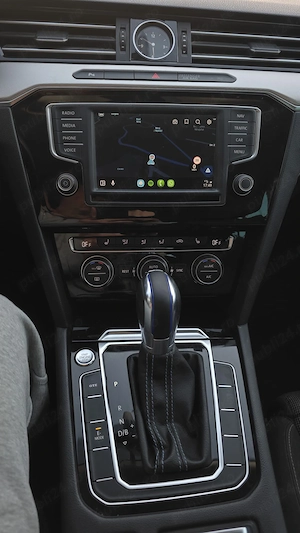 VW Passat GTE Plug-in Hybrid 2016 - imagine 4