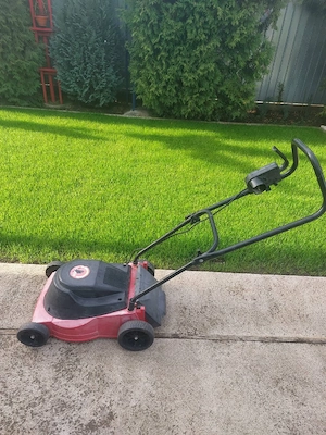 Masini de tuns iarba electrice , functionale