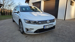 VW Passat GTE Plug-in Hybrid 2016 - imagine 6