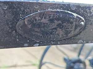 vand plug si grapa pt decor in curte sau gradina