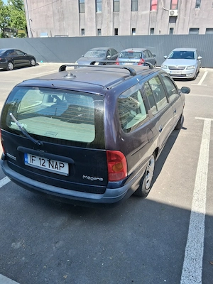 De vanzare Renau t  Megan 1  benzină 1,6  - imagine 3