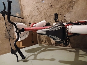 Vând bicicletă copii 3-5 ani cu roți de 16" impecabilă.  - imagine 2