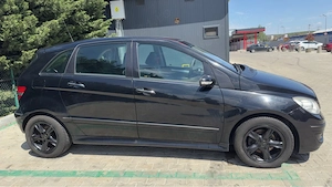 Mercedes-Benz B180CDI manuala