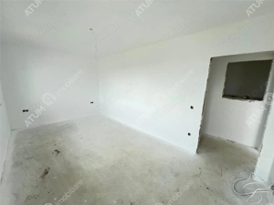 Casa cu 3 camere 2 bai si curte de 170 mp zona Calea Cisnadiei Sibiu - imagine 5