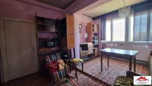 Apartament in asociatie etaj 2 zona centrala - imagine 6