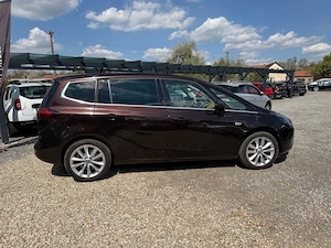 Opel Zafira   An 01.2014   Motor 2.0 CDTi 163cp   Cutie automata   Navigatie   Dubli-climatronic - imagine 5