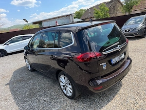 Opel Zafira   An 01.2014   Motor 2.0 CDTi 163cp   Cutie automata   Navigatie   Dubli-climatronic - imagine 11