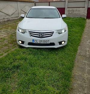 De vânzare Honda Accord 2.2 diesel! Stare  perfecta de funcționare! - imagine 3