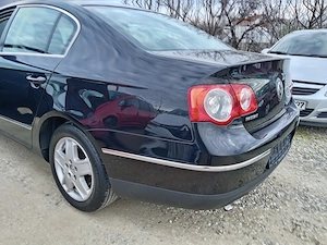 Vw Passat B6 Highline*2008* diesel Euro 4 *2l tdi-140 cp(Bmp)import Germania,la preț de Golf 5 și 6  - imagine 5