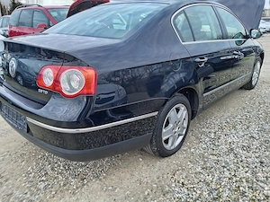 Vw Passat B6 Highline*2008* diesel Euro 4 *2l tdi-140 cp(Bmp)import Germania,la preț de Golf 5 și 6  - imagine 10