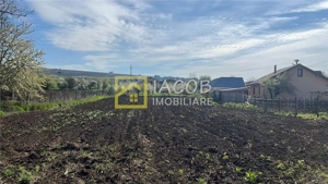 Teren intravilan 2554 mp, com. Prajesti, jud. Bacau - imagine 12