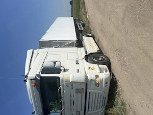 Vând Bena Semiremorca cereale 15200