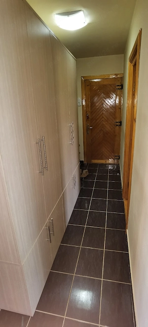 Închiriez apartament - imagine 4