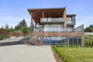 LAKE VIEW RESORT – Proprietate exclusivistă pe malul Lacului Colibița