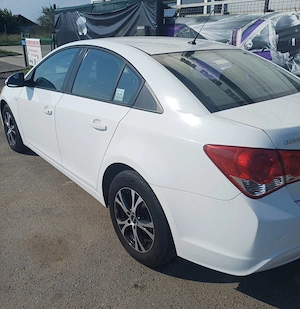 Chevrolet cruze  - imagine 4