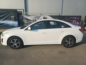 Chevrolet cruze  - imagine 3