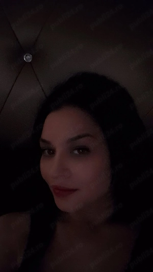 Bruneta reala 100%   - imagine 1