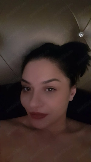 Bruneta reala 100%   - imagine 2