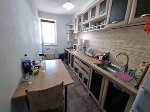 Ap. 2 cam decomandat | 1 min de Metrou D. Leonida | LIFT | Mobilat