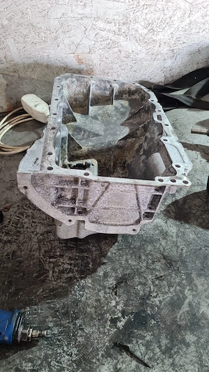 vand baie ulei bmw  - imagine 2