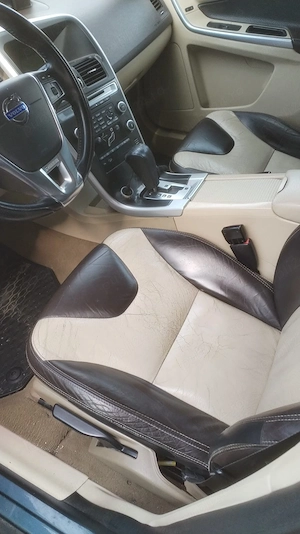 Vand Volvo XC60  - imagine 4