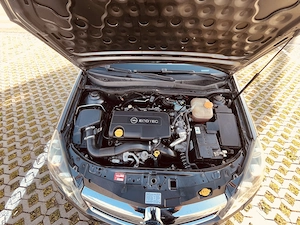 Opel Astra H 2009 - imagine 4