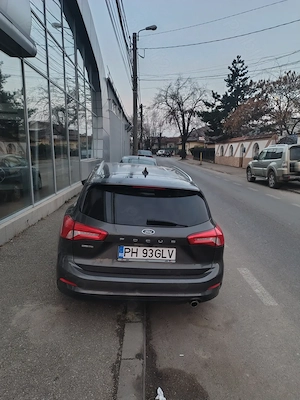 Se vinde Ford focus octombrie 2021 1.5 cutie automată  - imagine 9