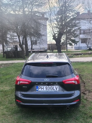 Se vinde Ford focus octombrie 2021 1.5 cutie automată  - imagine 4