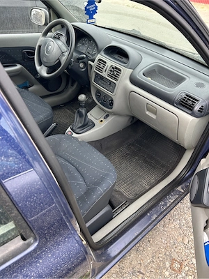 Renaul Clio Symbol - imagine 5