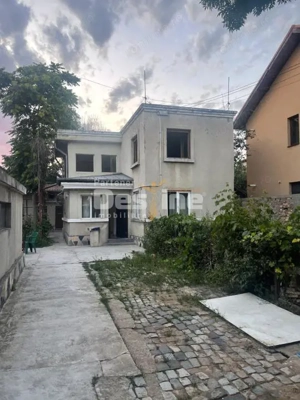 CASĂ + TEREN 400 MP | GARAJ | ZONA PETRICANI – PLUMBUITA | BUCUREȘTI