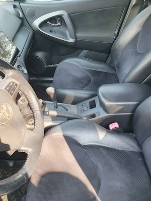 Se vinde toyota rav4 - imagine 4