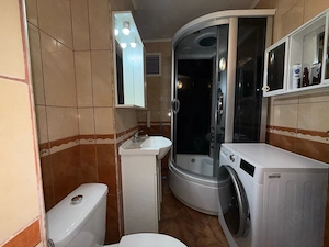 azi, 07:33 Apartament 2 camere, etaj 2, decomandat, centrală termică - Miorița, Micălaca - imagine 3