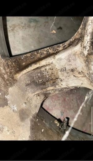     Set jante auto 4 buc stare ok - imagine 3