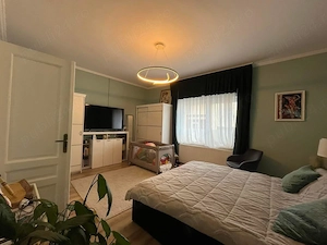 Casă cu 3 camere, 240 mp teren, Central, zona Horea ,Oradea.