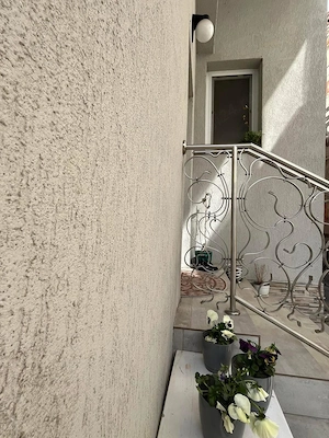 Casă cu 3 camere, 240 mp teren, Central, zona Horea ,Oradea. - imagine 14