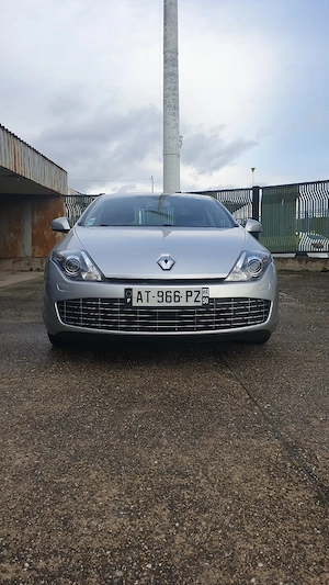 Vând  Renault   - imagine 2