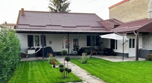 Semicentral - Vanzare casa renovata - imagine 5