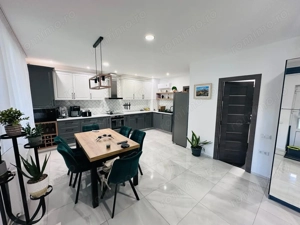 Semicentral - Vanzare casa renovata