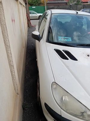 Vând Peugeot 206 ,2004 , 1.4 hdi ,pt reparat sau piese - imagine 7