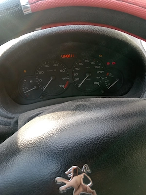 Vând Peugeot 206 ,2004 , 1.4 hdi ,pt reparat sau piese - imagine 9