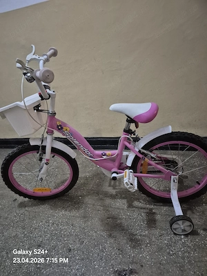 De vanzare bicicleta fete