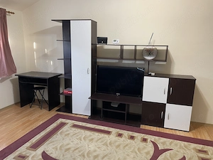 Închiriez apartament - imagine 2