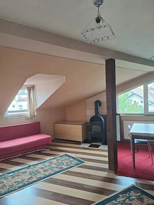 Inchiriez camera la casa pentru un baiat 