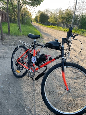 vand bicicleta cu motor 100cc