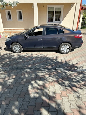 Vând autoturism Renault Fluence  - imagine 2