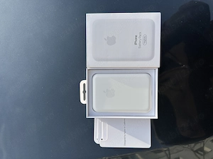 Baterie externă Apple MagSafe