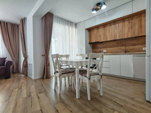 Apartament vânzare  et.1 Modern 70 mp utili zona Brana - imagine 3