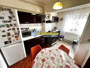 Apartament cu 3 camere decomandat de vanzare ultracentral  mobilat 