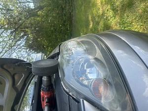 Polish pentru faruri